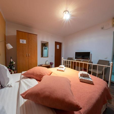 La Casa Nord Hotel Bucureşti Phòng bức ảnh