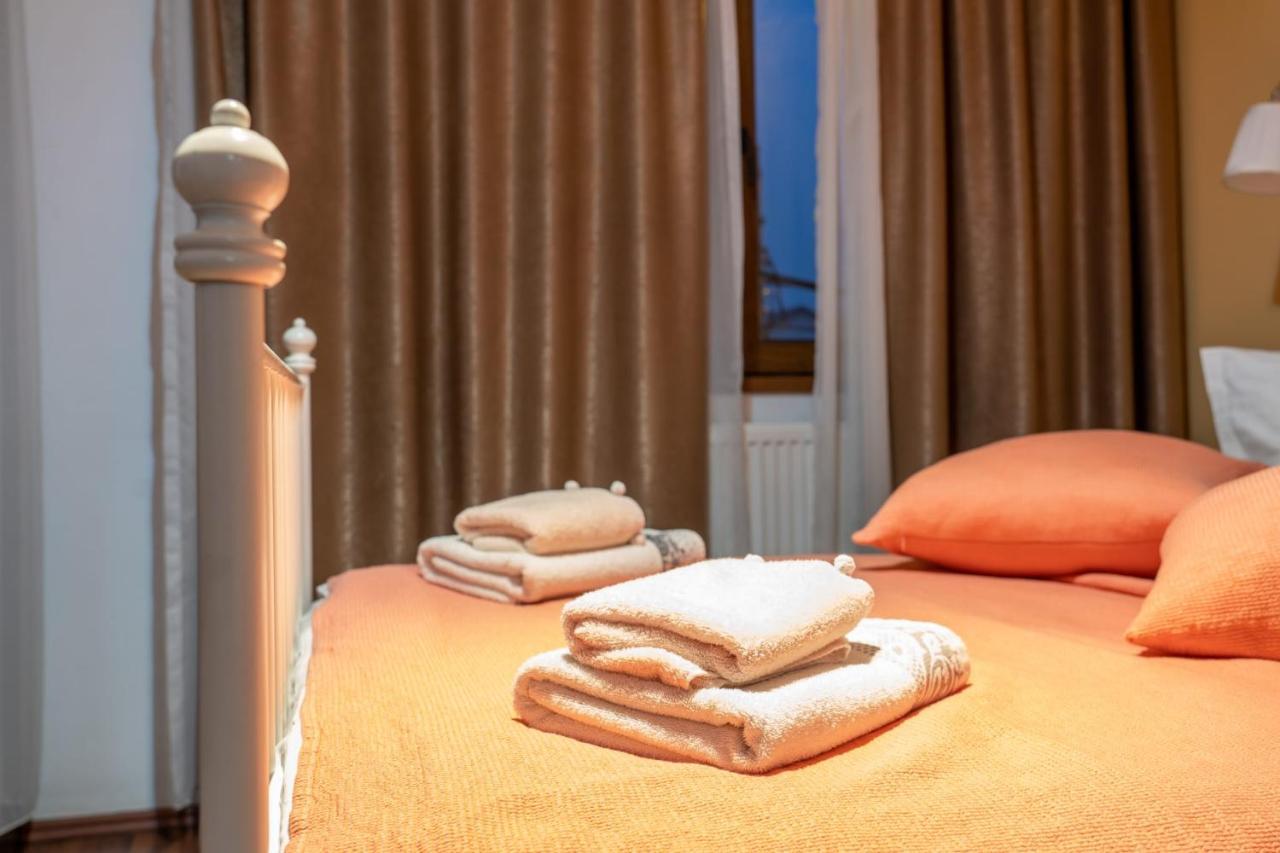 La Casa Nord Hotel Bucureşti Ngoại thất bức ảnh