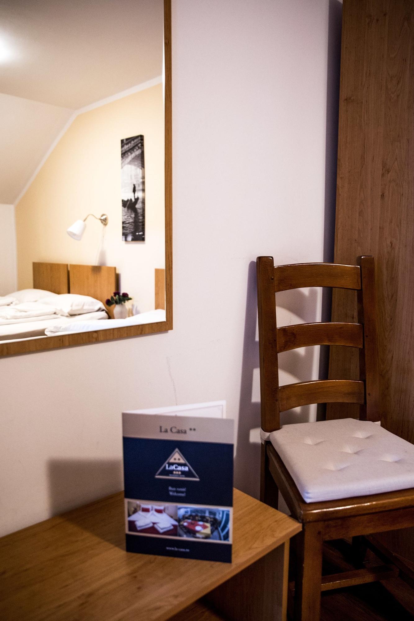 La Casa Nord Hotel Bucureşti Ngoại thất bức ảnh
