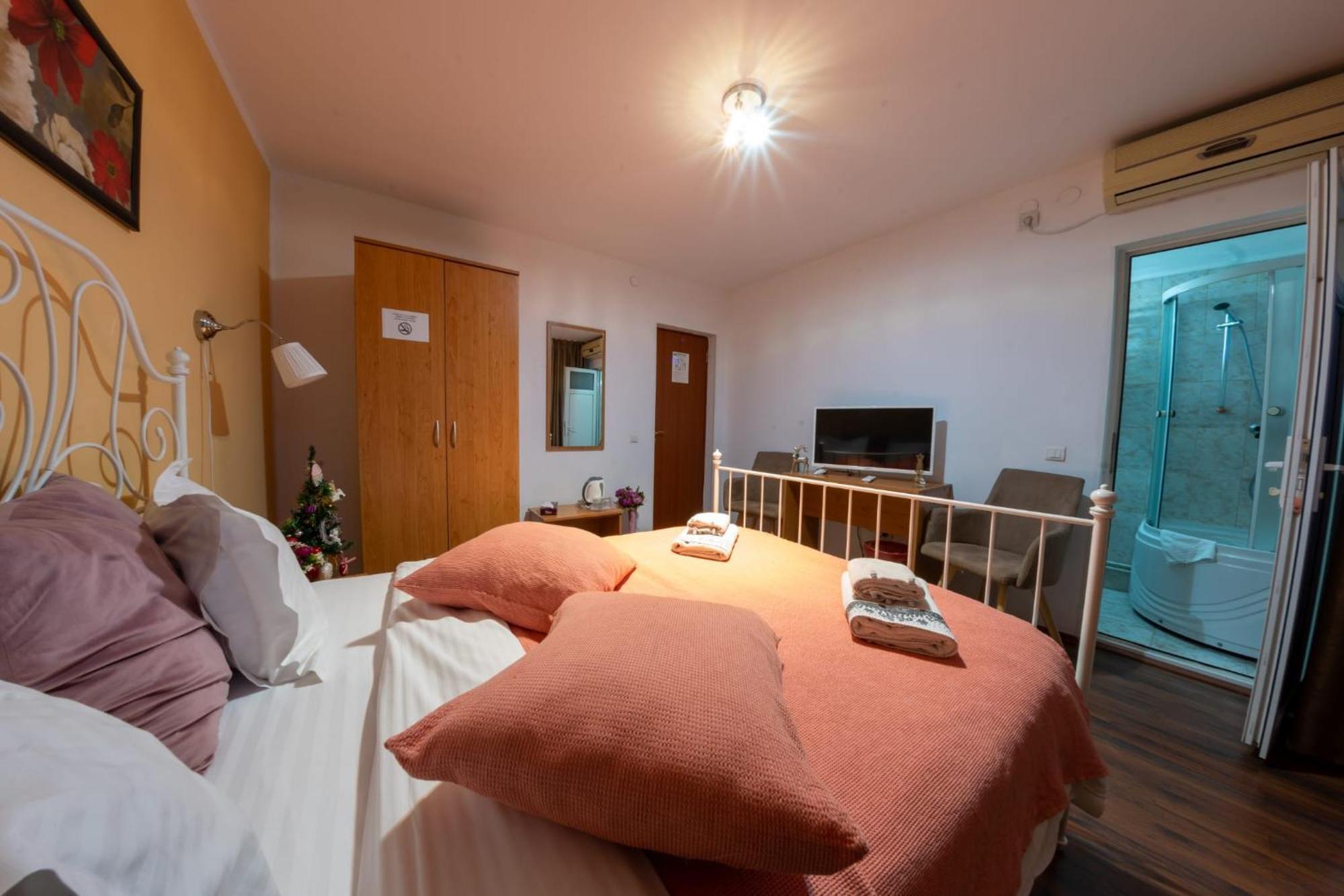 La Casa Nord Hotel Bucureşti Phòng bức ảnh