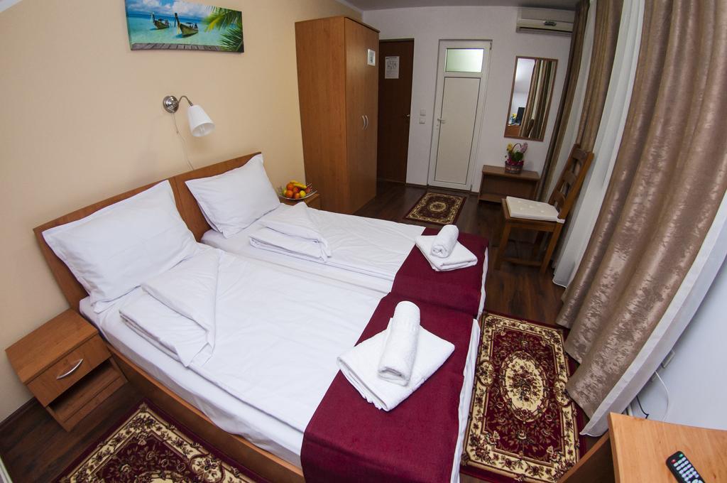 La Casa Nord Hotel Bucureşti Ngoại thất bức ảnh