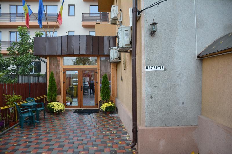 La Casa Nord Hotel Bucureşti Ngoại thất bức ảnh