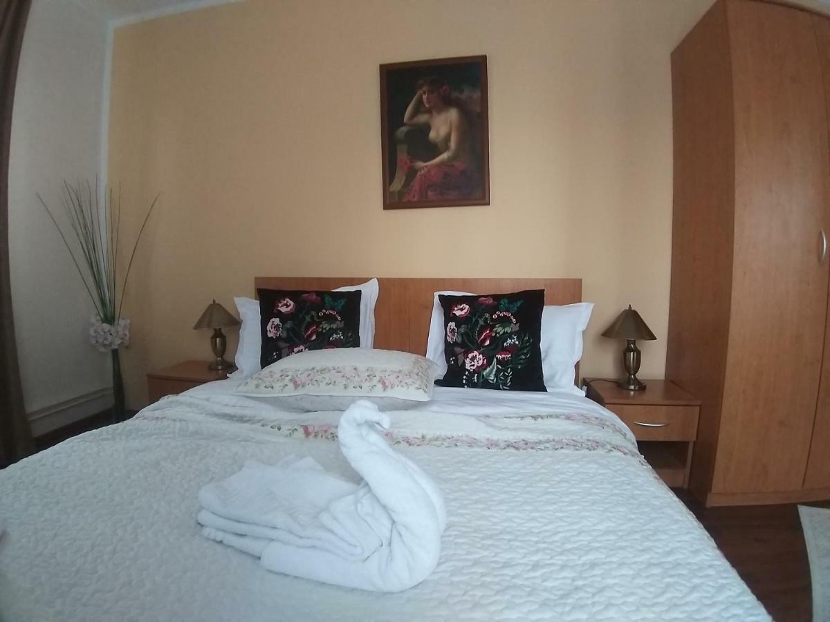 La Casa Nord Hotel Bucureşti Ngoại thất bức ảnh